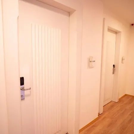 Hotel Payer Ii