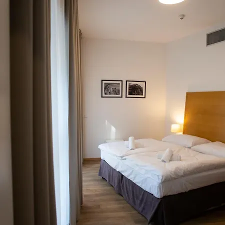Payer Ii 4*