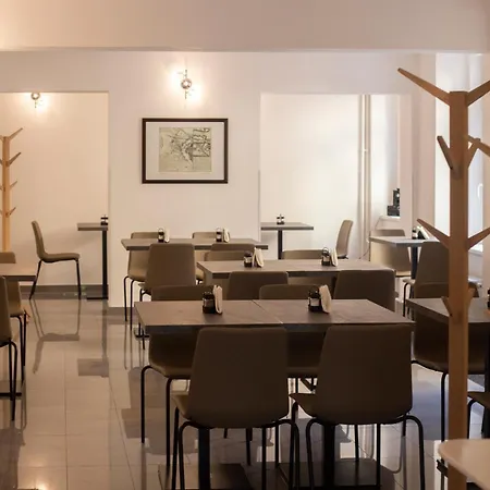 Payer Ii Hotel