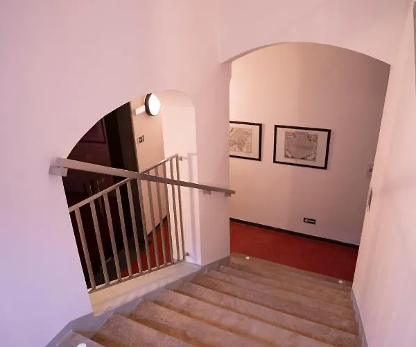 Payer Ii Hotel