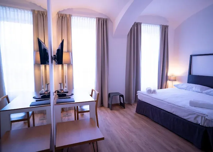 Hotel Payer Ii
